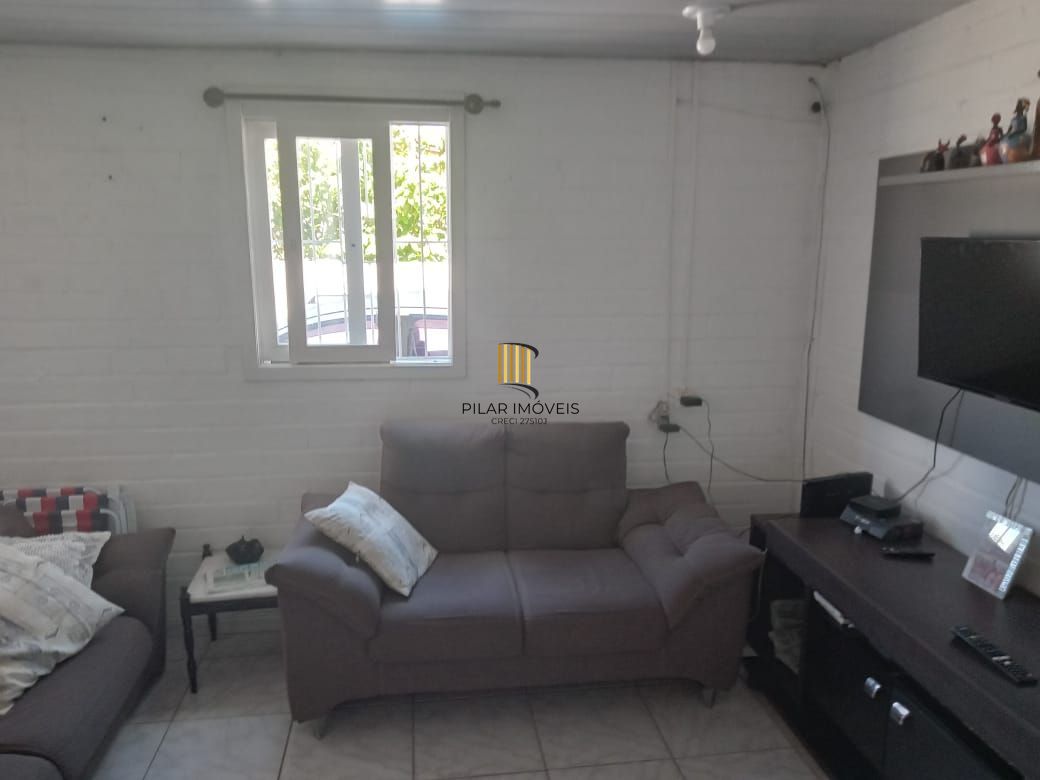 Casa 2 dormitórios, 1 suíte, 2 vagas