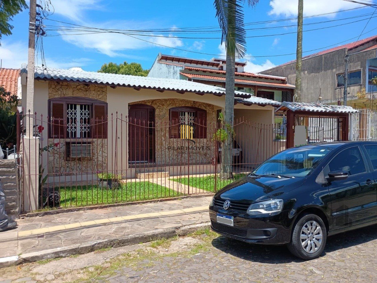 Casa 3 dormitórios, 1 suíte, vagas de garagem, Bairro Vila Cachoeirinha - Pilar Imóveis
