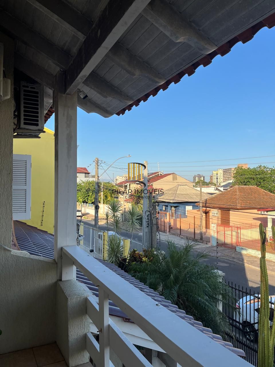 Sobrado 4 dormitórios no bairro Vila Márcia