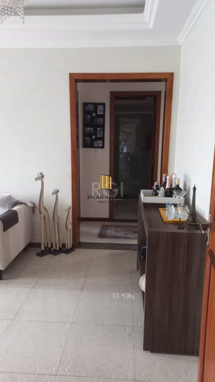 Casa para Venda - 135m², 3 dormitórios, sendo 1 suites, 2 vagas - Vale Do Sol