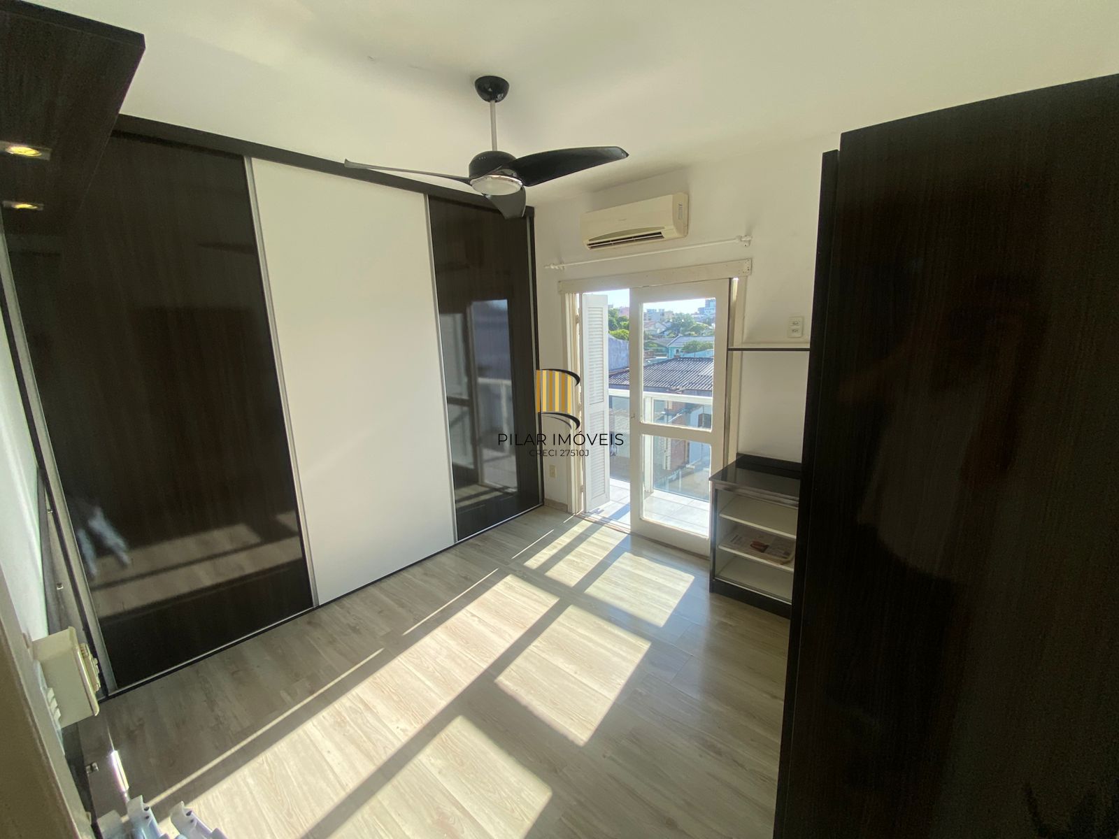 Apartamento 2 dormitórios, 1 vaga, Bairro Vila Imbuí