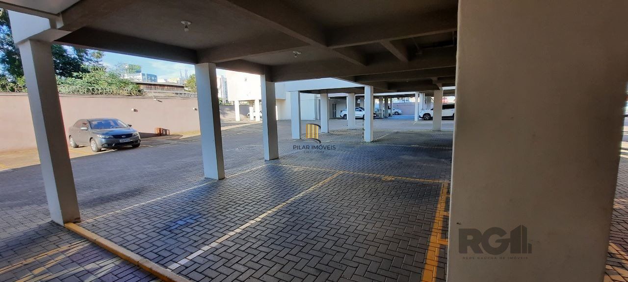 Apartamento semi mobiliado, 3 dormitórios, 1 suíte, vaga de garagem, Bairro  Princesa Izabel