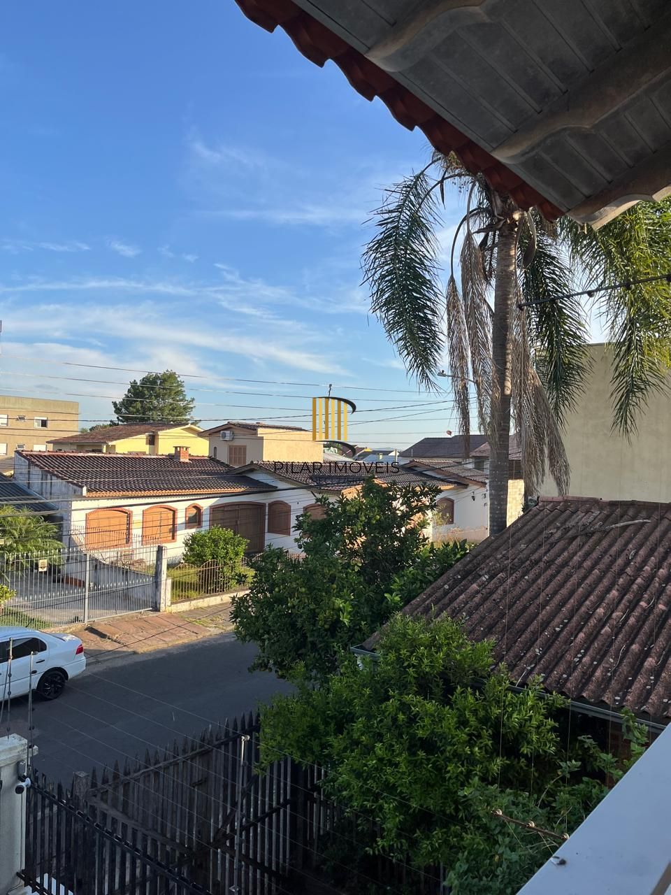 Sobrado 4 dormitórios no bairro Vila Márcia