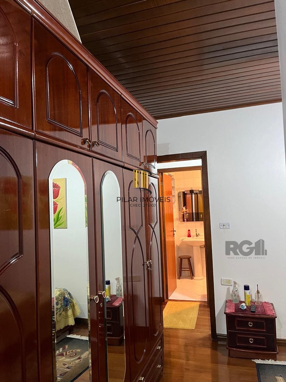 Casa 3 dormitórios, 2 vagas, Bairro Princesa Izabel