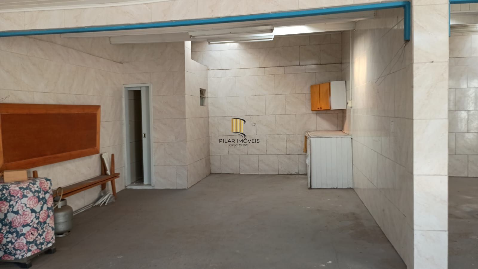 Casa 2 dormitórios, 7 vagas garagem, Bairro Bom Princípio