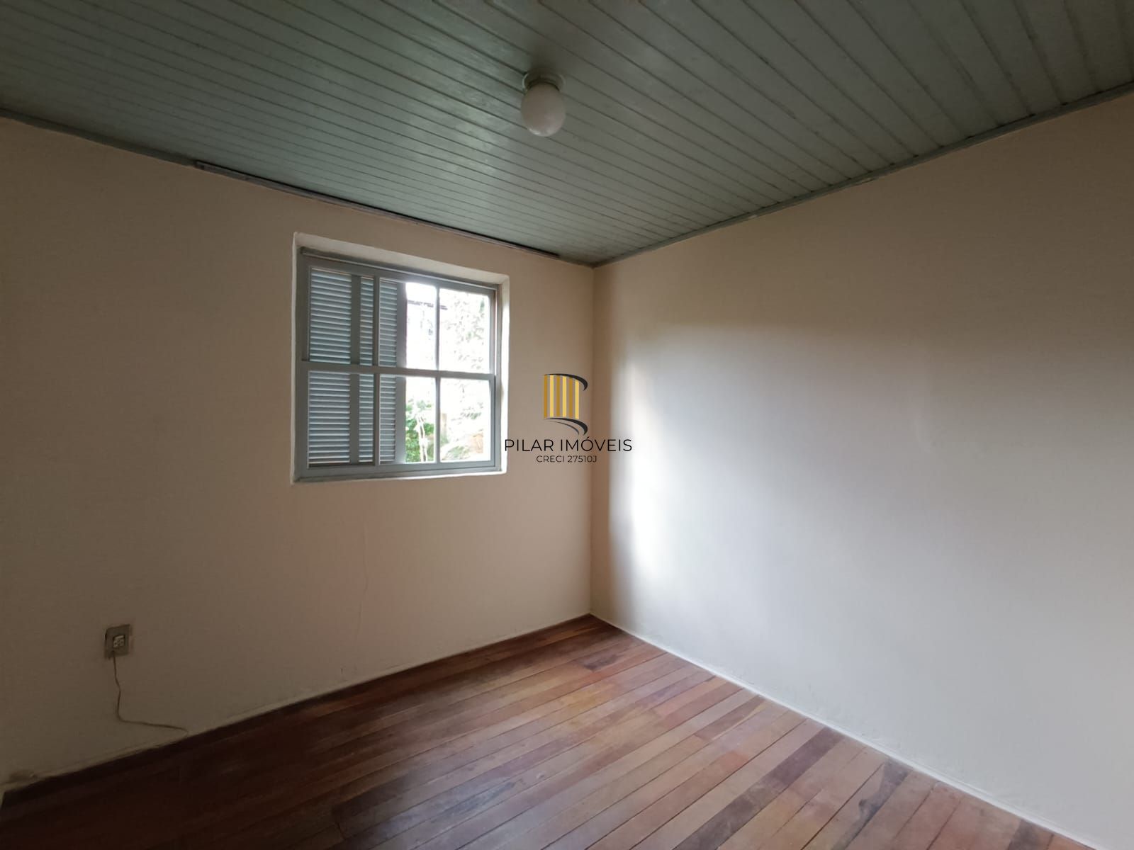 Casa 3 dormitórios no bairro COHAB C