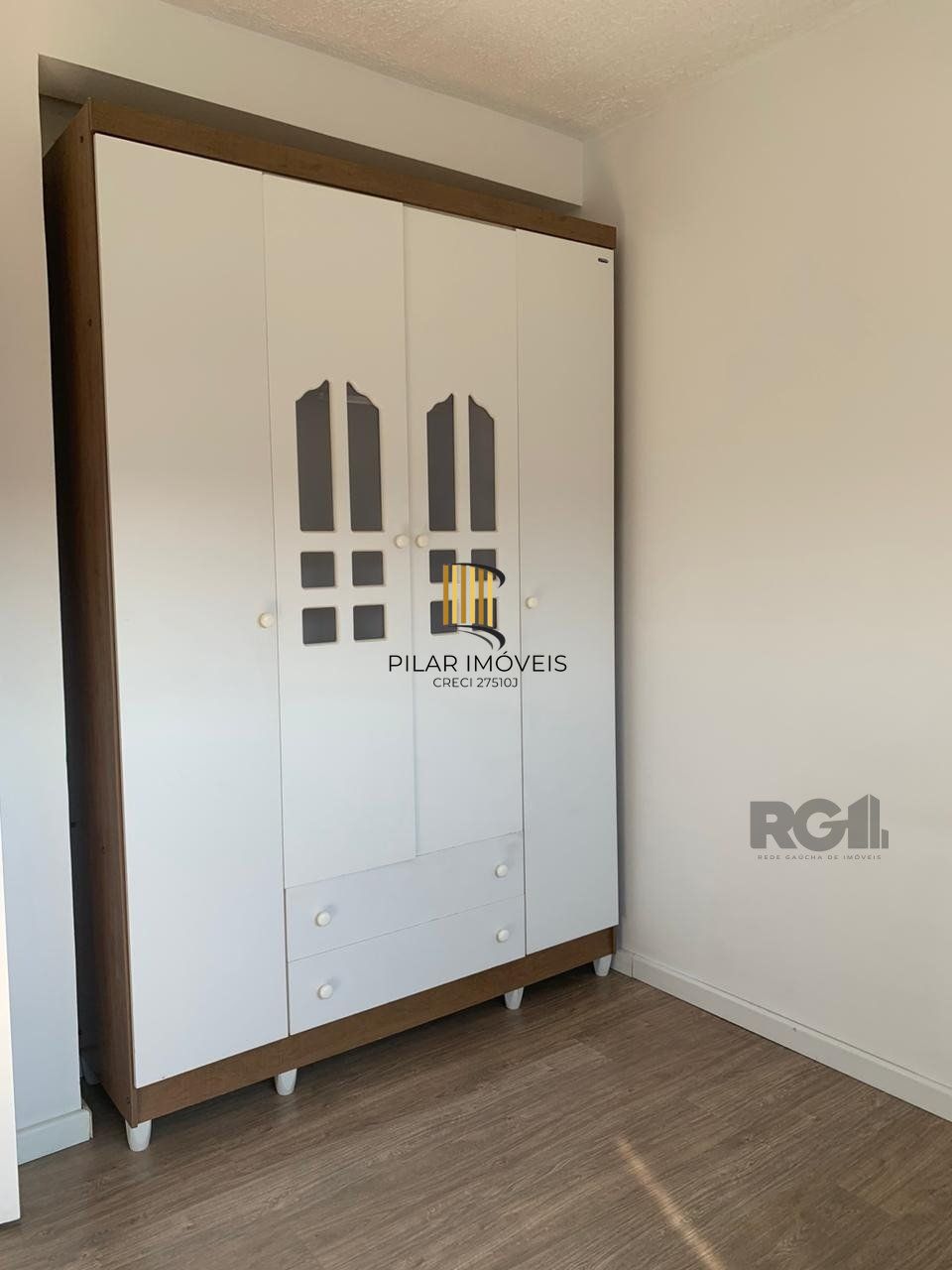 Apartamento 2 dormitórios, 1 vaga, Bairro Vila Cachoeirinha