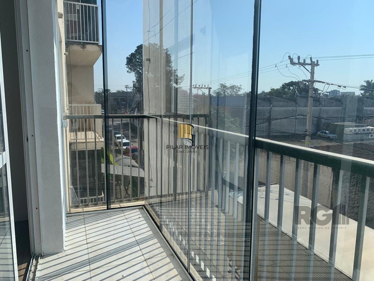 Apartamento 2 dormitórios, 1 vaga, Bairro Vila Cachoeirinha
