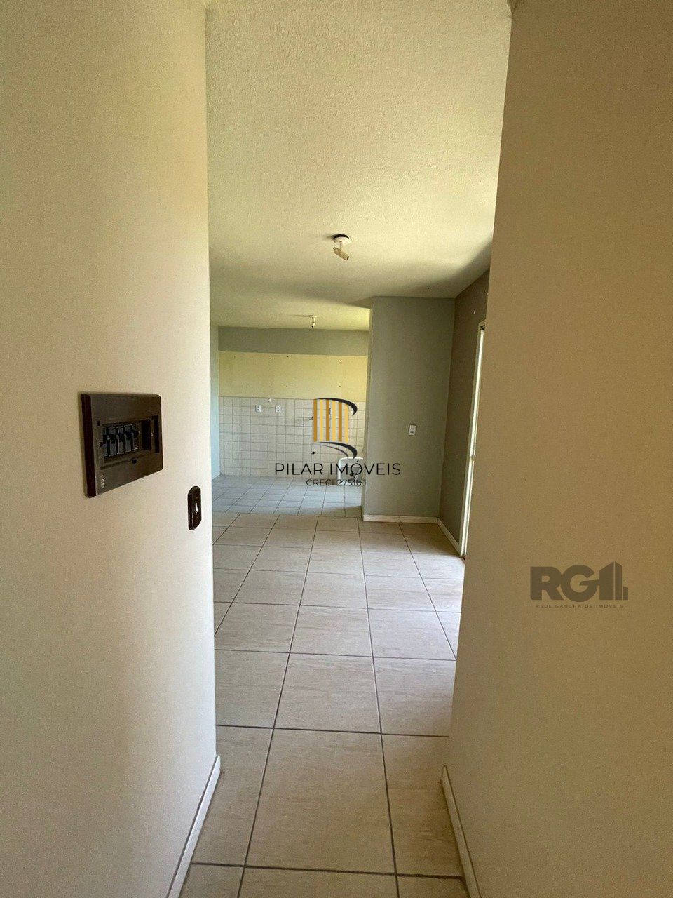 Apartamento 2 dormitórios, 1 box, Bairro Monte Carlo