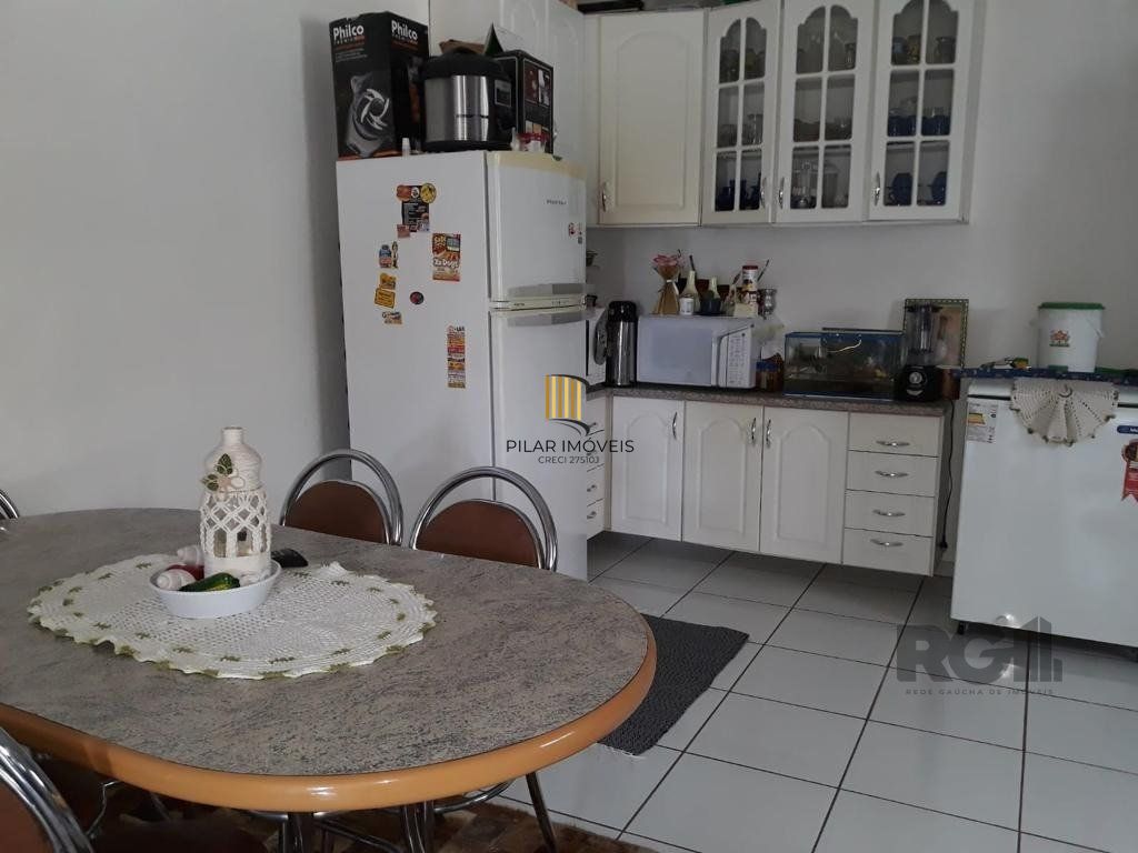 Casa sobrado 2 dormitórios, 2 vagas de garagem, Bairro Parque Ipiranga