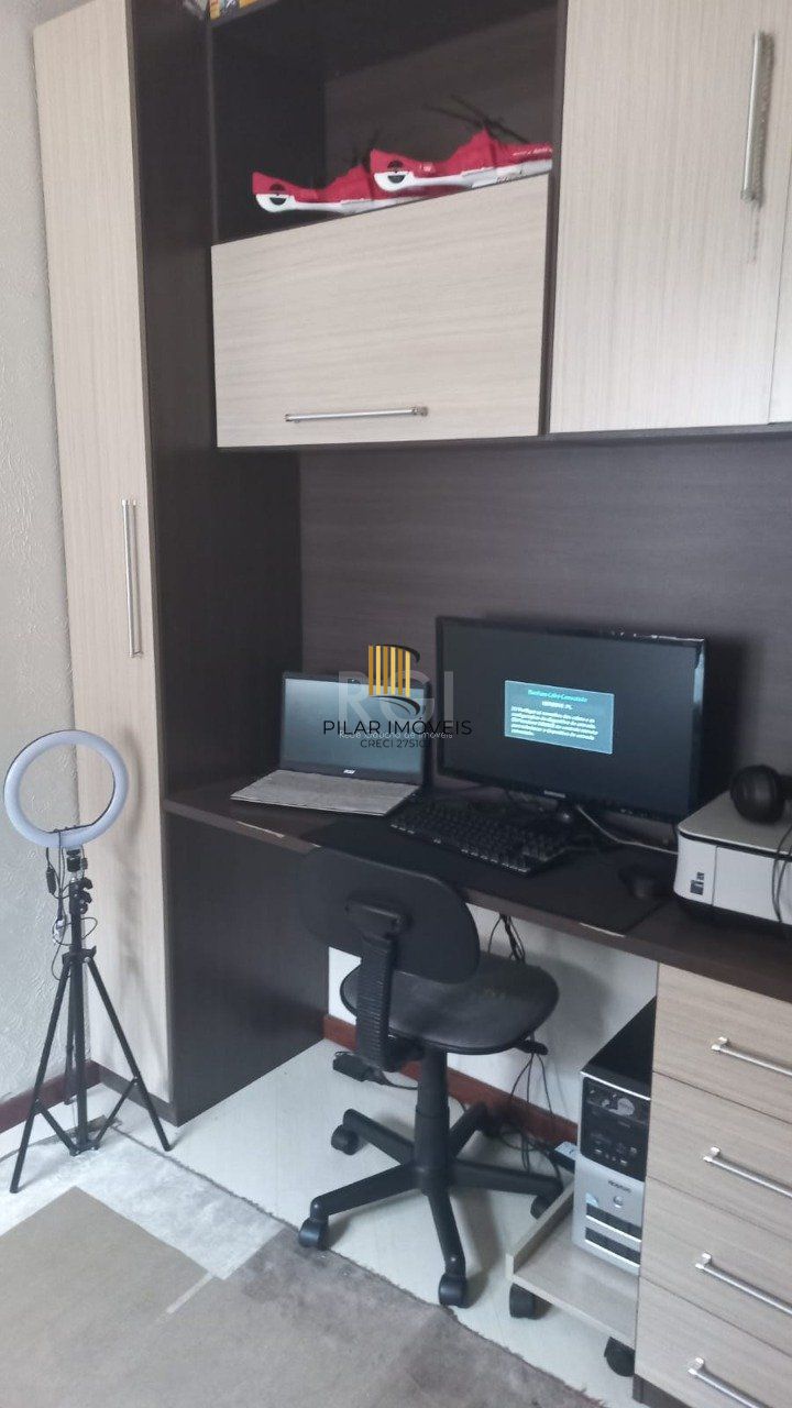 Casa para Venda - 135m², 3 dormitórios, sendo 1 suites, 2 vagas - Vale Do Sol