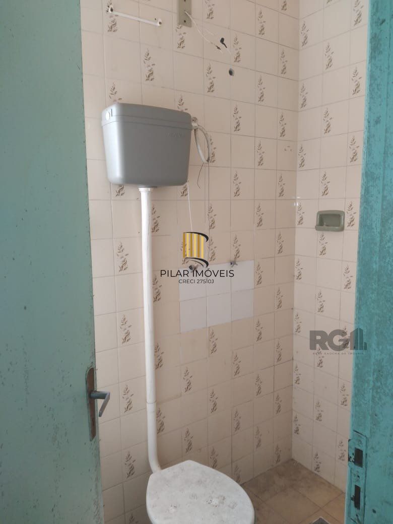 Casa 3 dormitórios, vaga de garagem, Bairro Vila Cachoeirinha