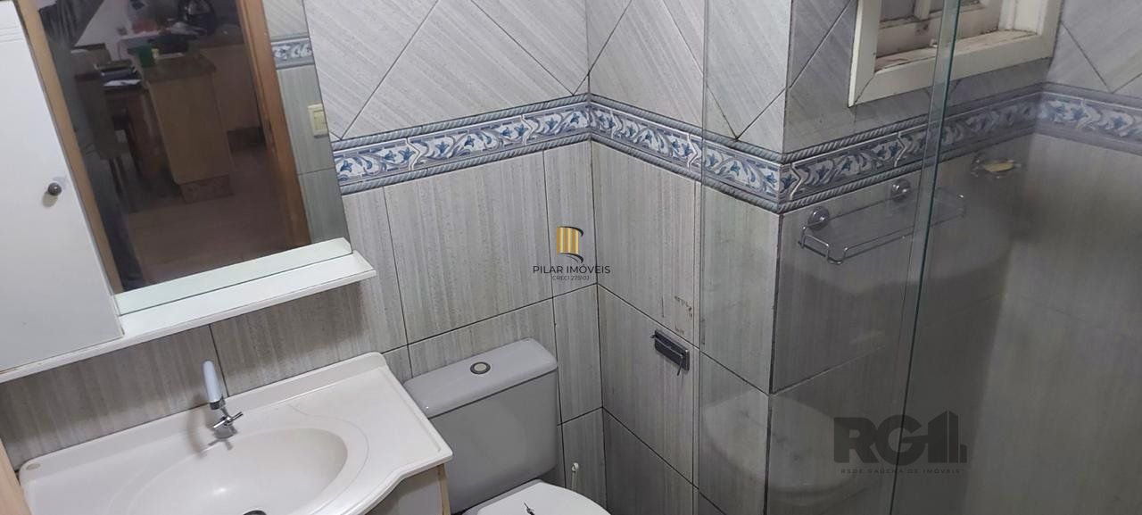 Apartamento térreo, 2 dormitórios, 2 vagas, Bairro Vila Cachoeirinha