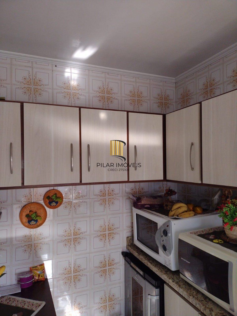 Apartamento semi mobiliado, 3 dormitórios, 1 vaga, Bairro Vila Márcia