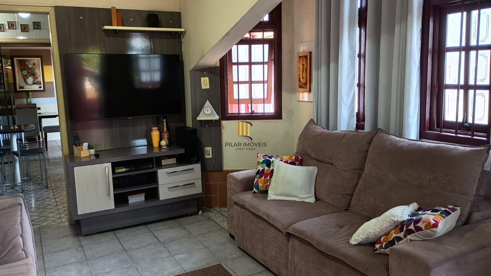 Casa 3 dormitórios, 1 suíte, 2 vagas, Bairro Monte Carlo