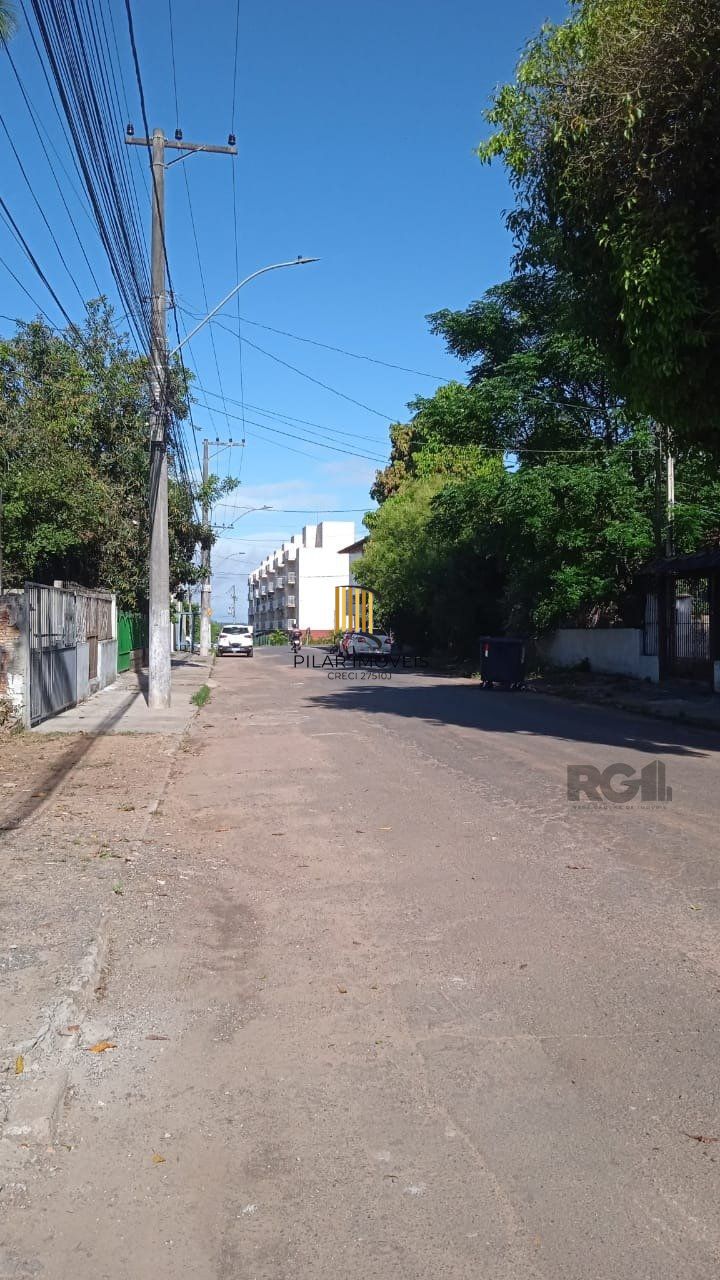 Casa 3 dormitórios, vagas de garagem, Bairro Vila Cachoeirinha