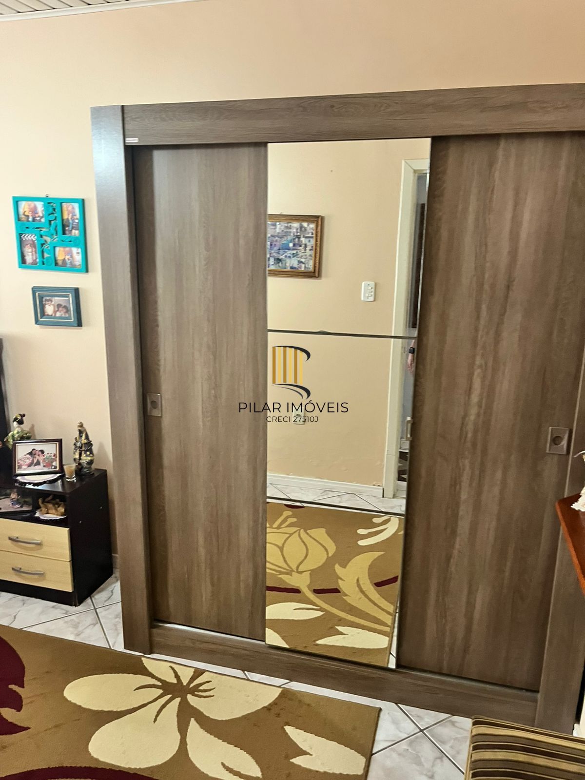 Casa 3 dormitórios, 1 suíte, 2 vagas, Bairro Parque Florido