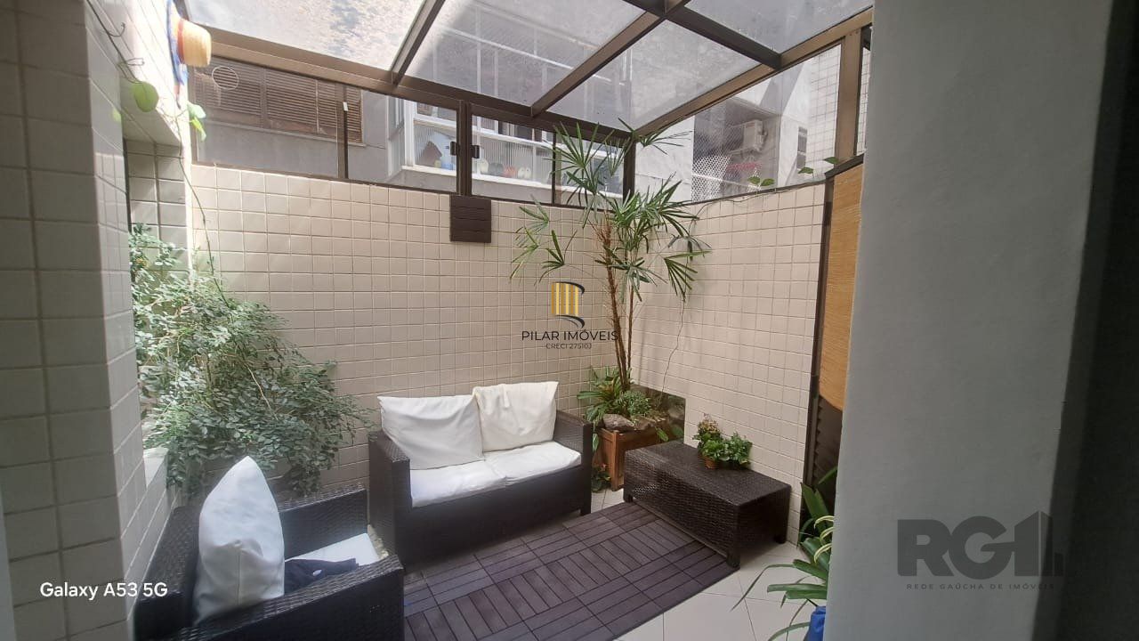 Apartamento semi mobiliado, 3 dormitórios, 1 siíte, 2 vagas, Bairro Vila Eunice