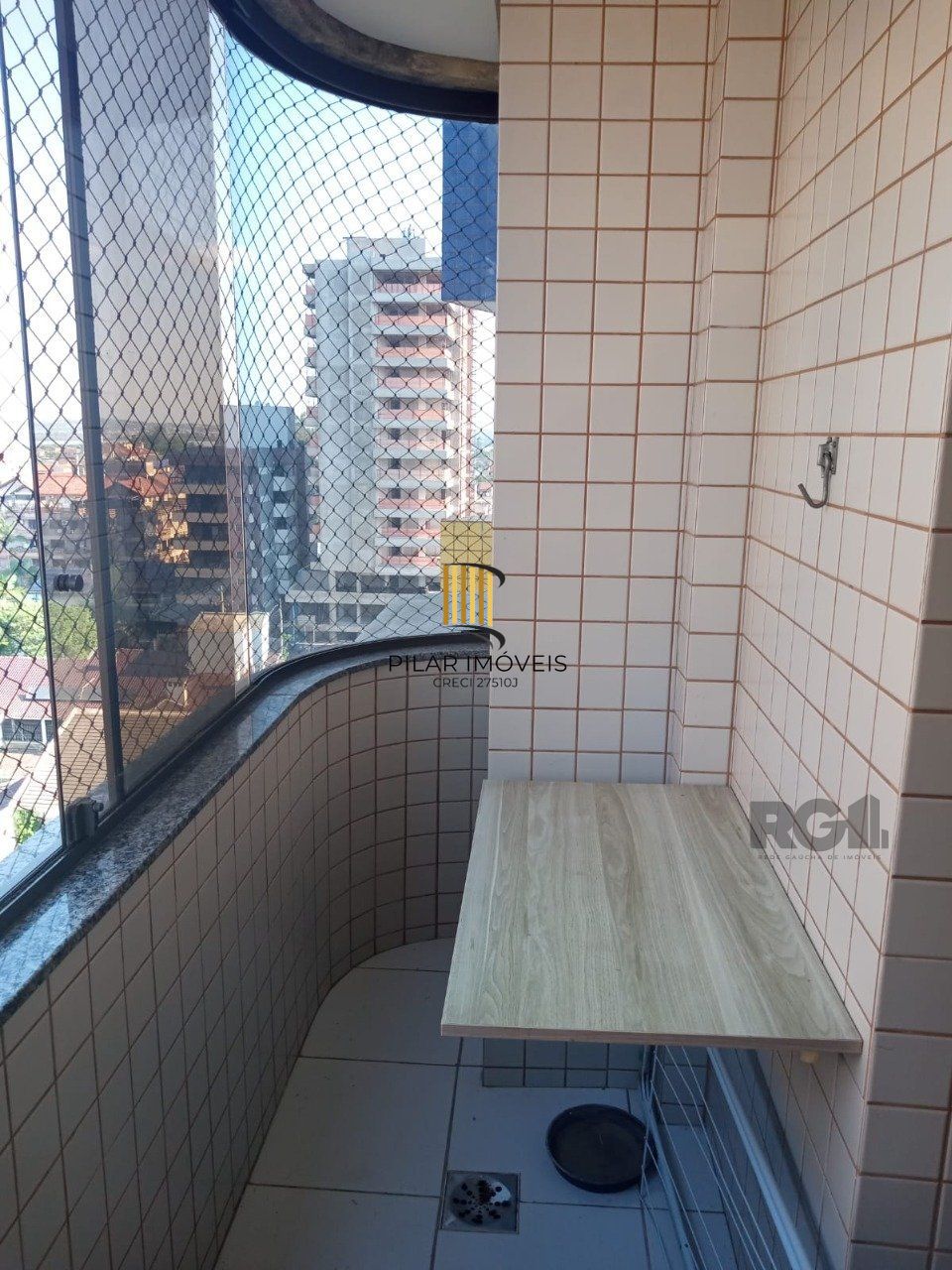 Apartamento semi mobiliado 2 dormitórios, 1 vaga, Bairro Eunice Nova