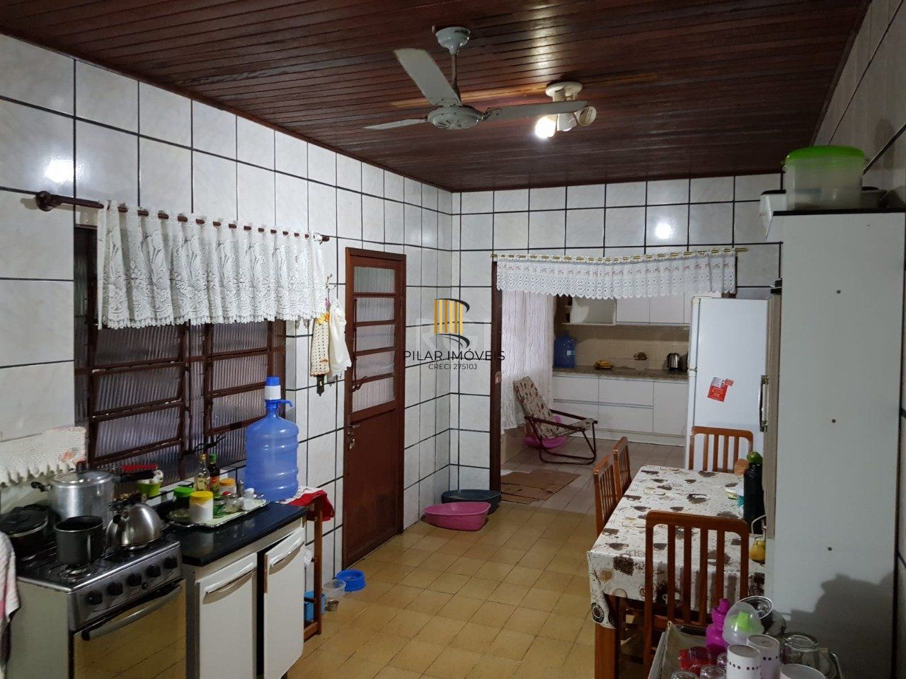 Casa 2 dormitórios, vaga de garagem, Bairro Vila Cachoeirinha