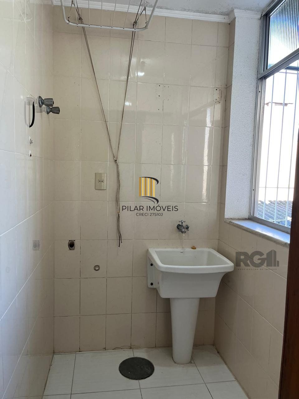 Apartamento 3 dormitórios, 1 suíte, 2 vagas, Bairro Eunice Nova