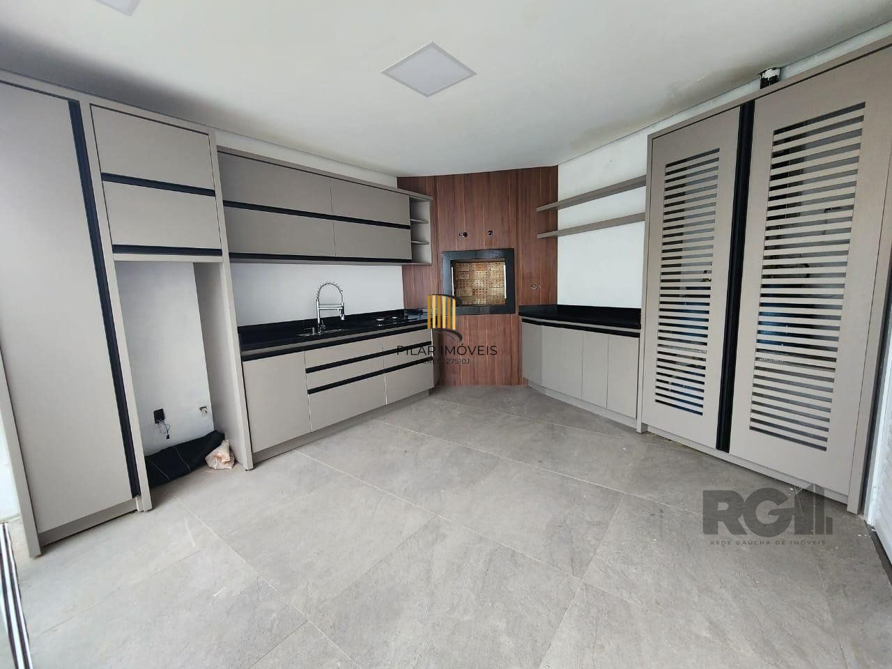 Casa em condomínio, 3 dorms, 1 suíte, 2 vagas bairro vale Ville