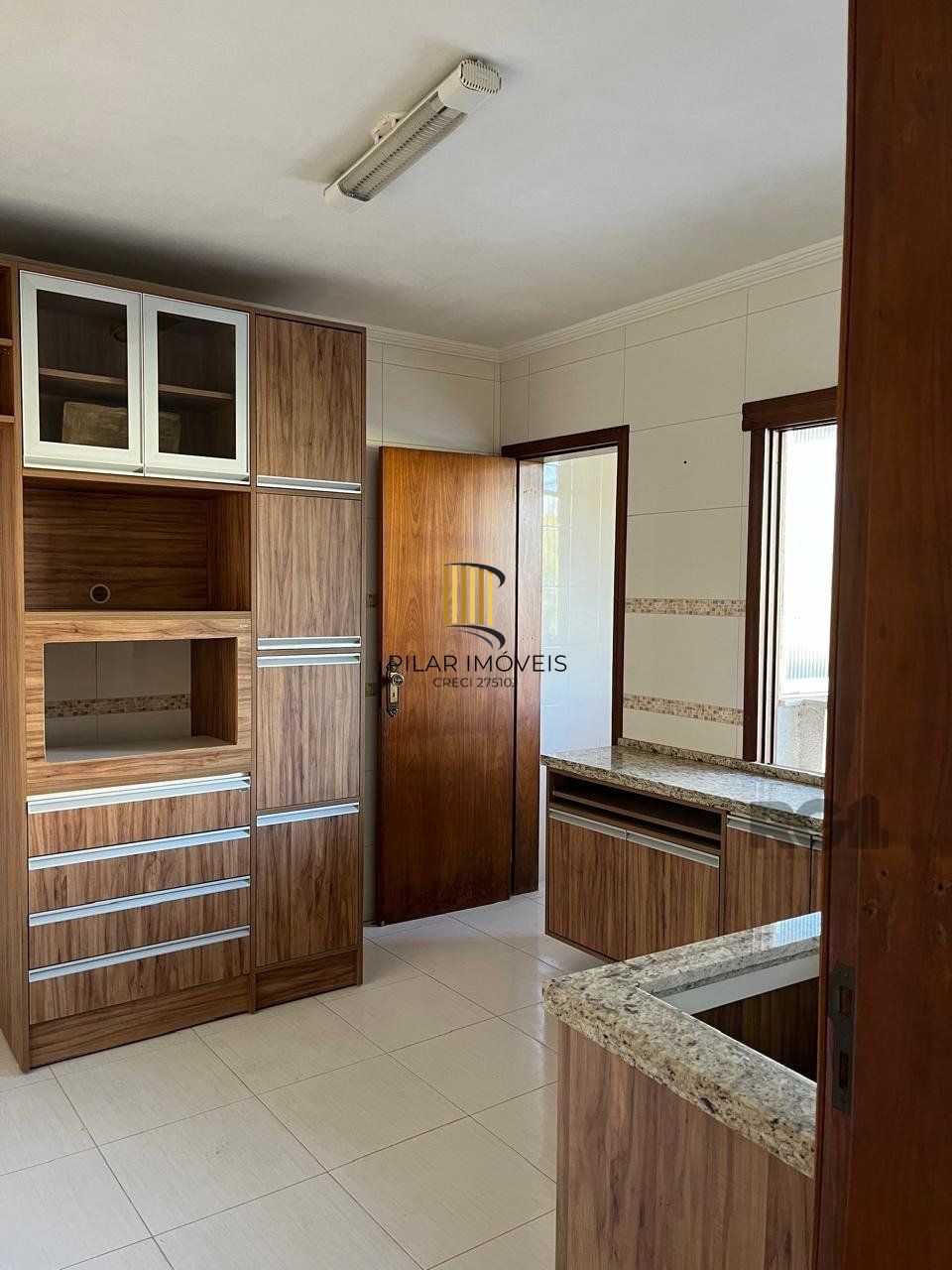 Apartamento 3 dormitórios, 1 suíte, 2 vagas, Bairro Eunice Nova