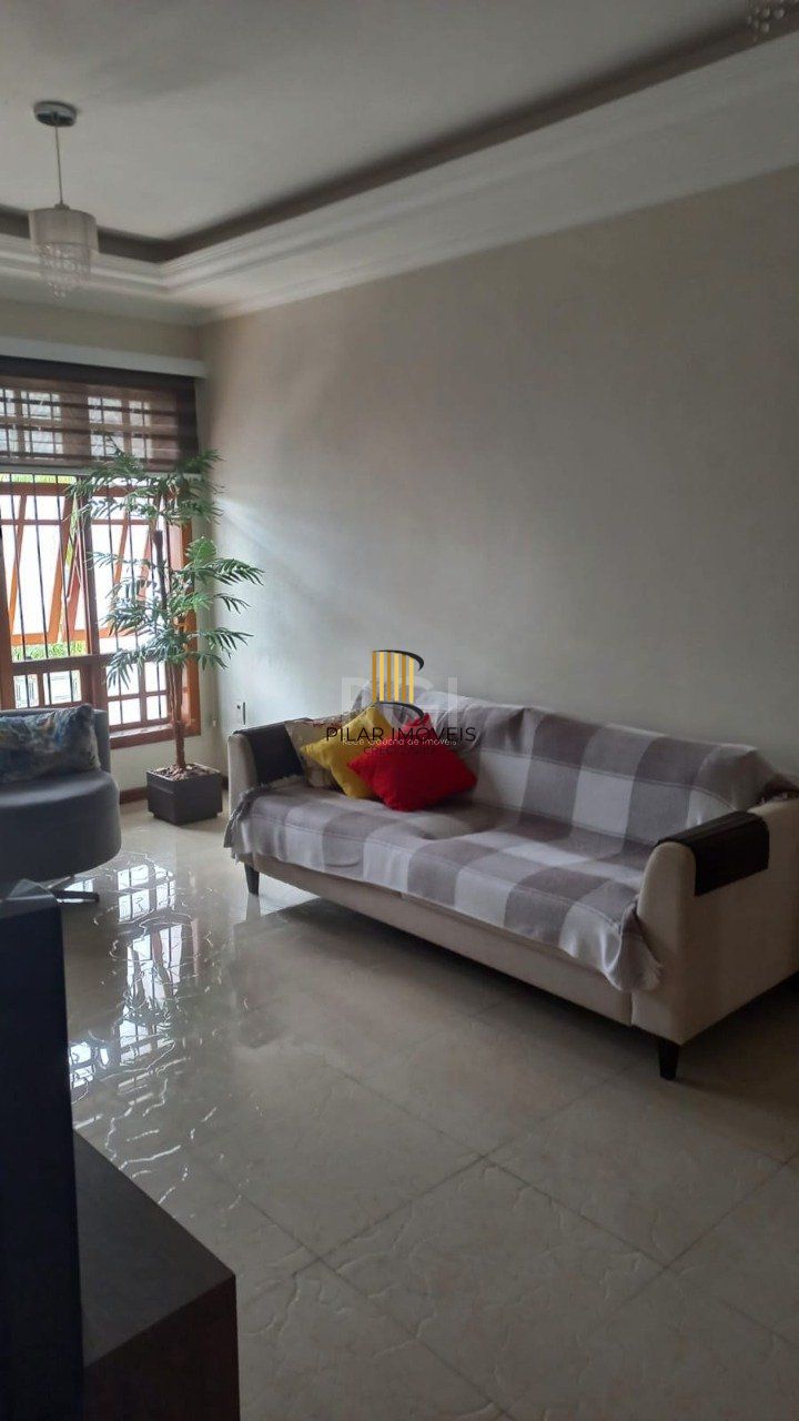 Casa para Venda - 135m², 3 dormitórios, sendo 1 suites, 2 vagas - Vale Do Sol
