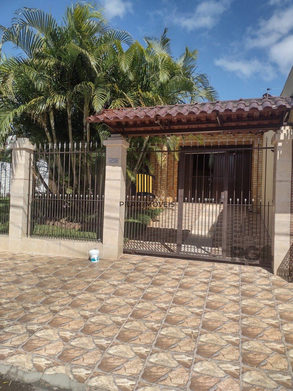 Casa 2 dormitórios, 2 vagas, Bairro Espirito Santo