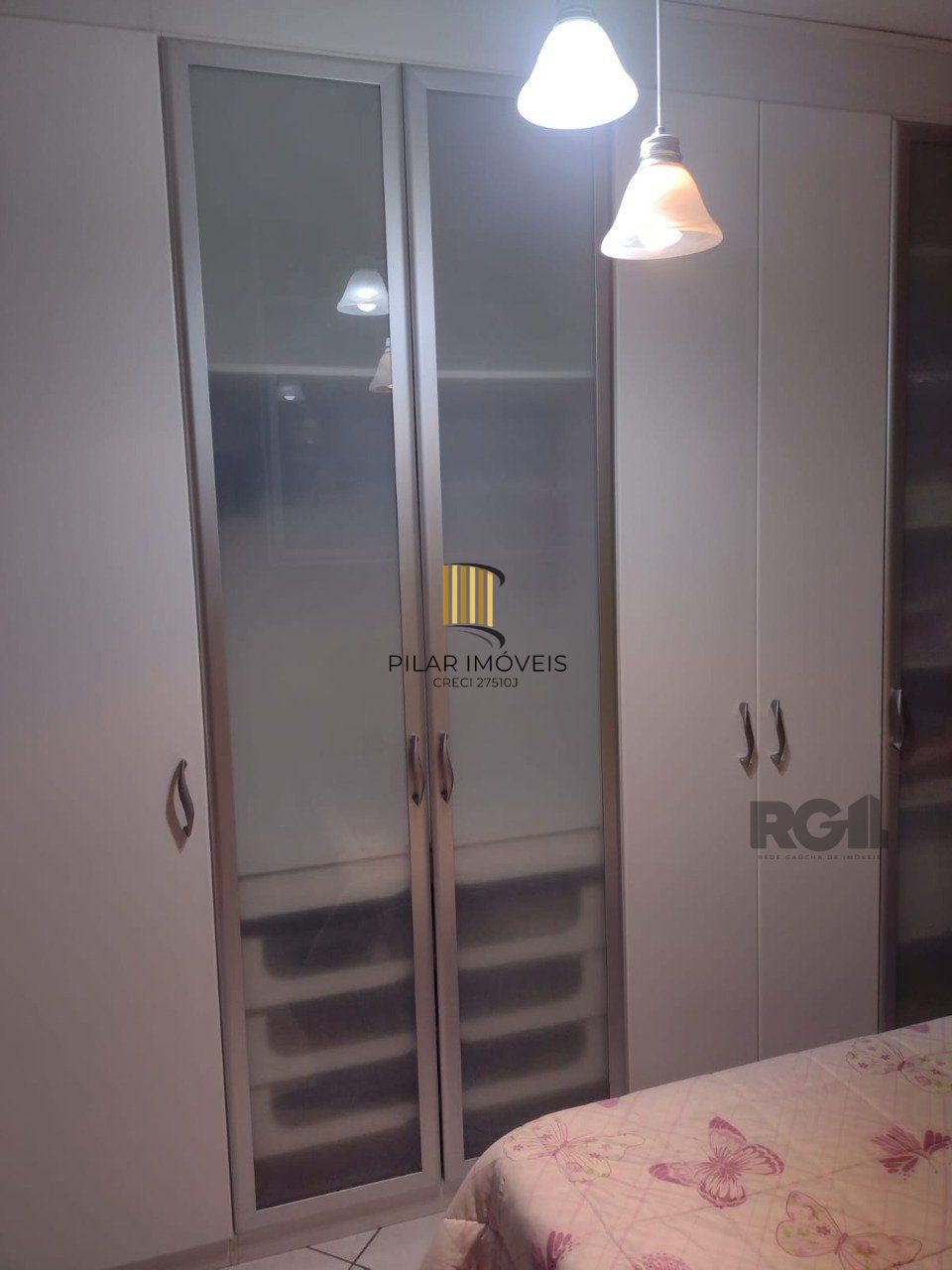 Apartamento mobiliado, 3 dormitórios, 2 suítes, 2 vagas, Bairro Vila Eunice