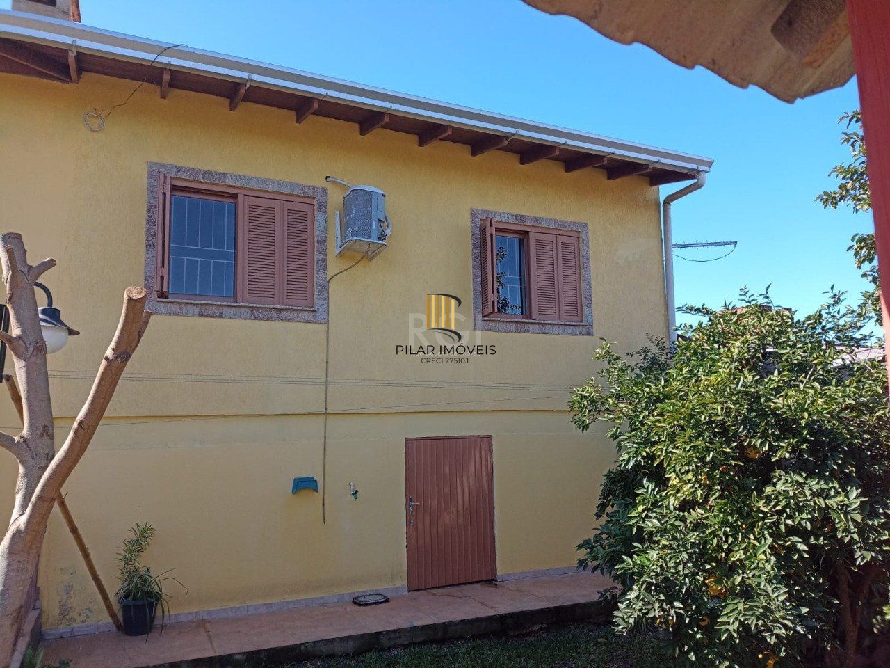 Sobrado para Venda - 240m², 3 dormitórios, sendo 1 suites, 2 vagas - Vila Vista Alegre