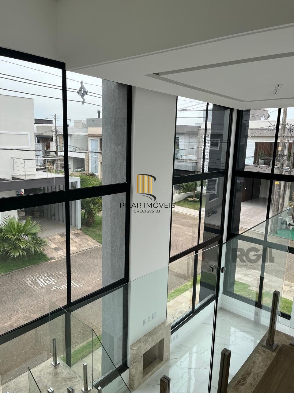 Casa sobrado em condomínio, 3 dormitórios, 1 suíte, 2 vagas, Bairro Central Park