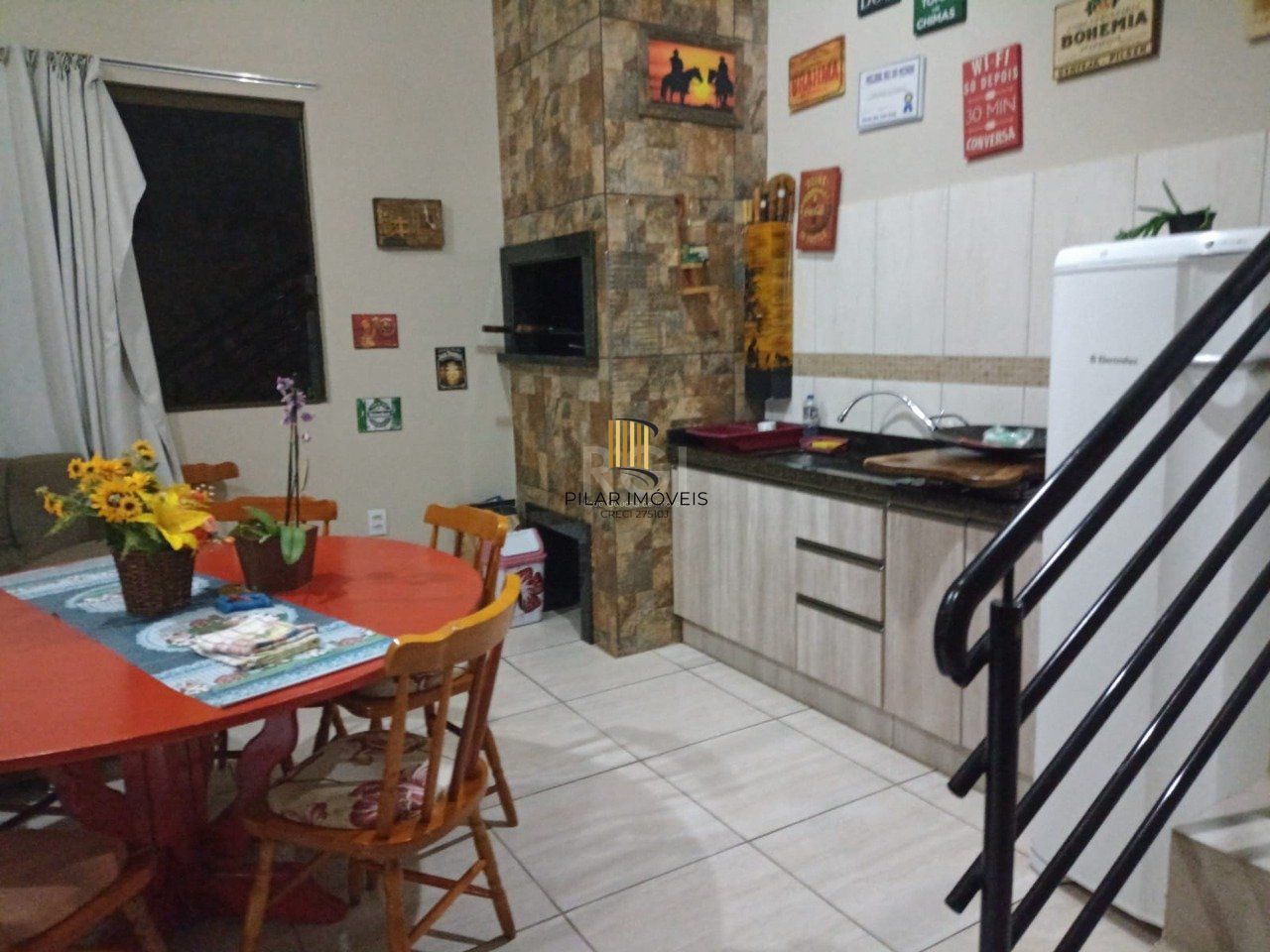 Sobrado para Venda - 240m², 3 dormitórios, sendo 1 suites, 2 vagas - Vila Vista Alegre