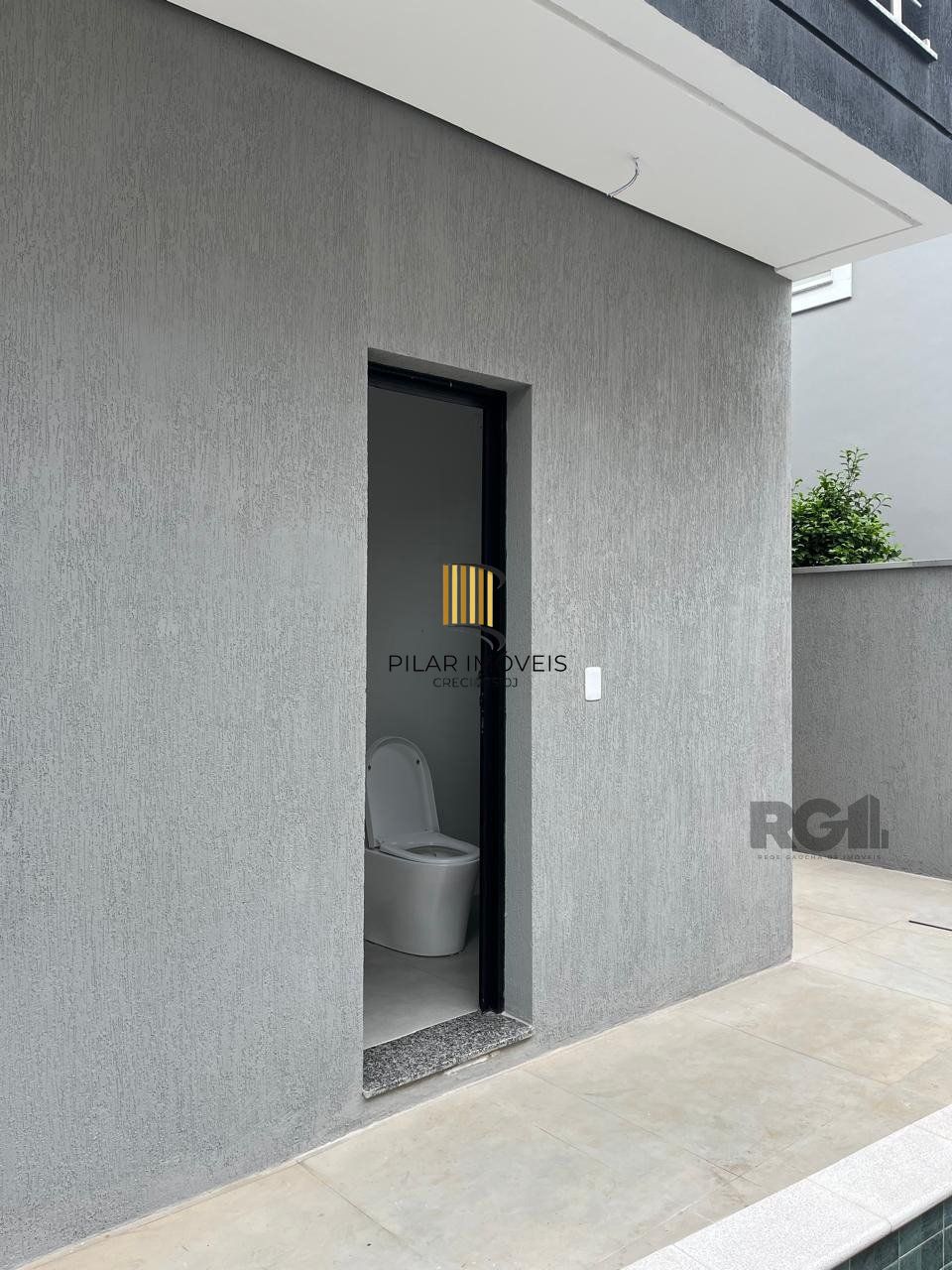 Casa sobrado em condomínio, 3 dormitórios, 1 suíte, 2 vagas, Bairro Central Park