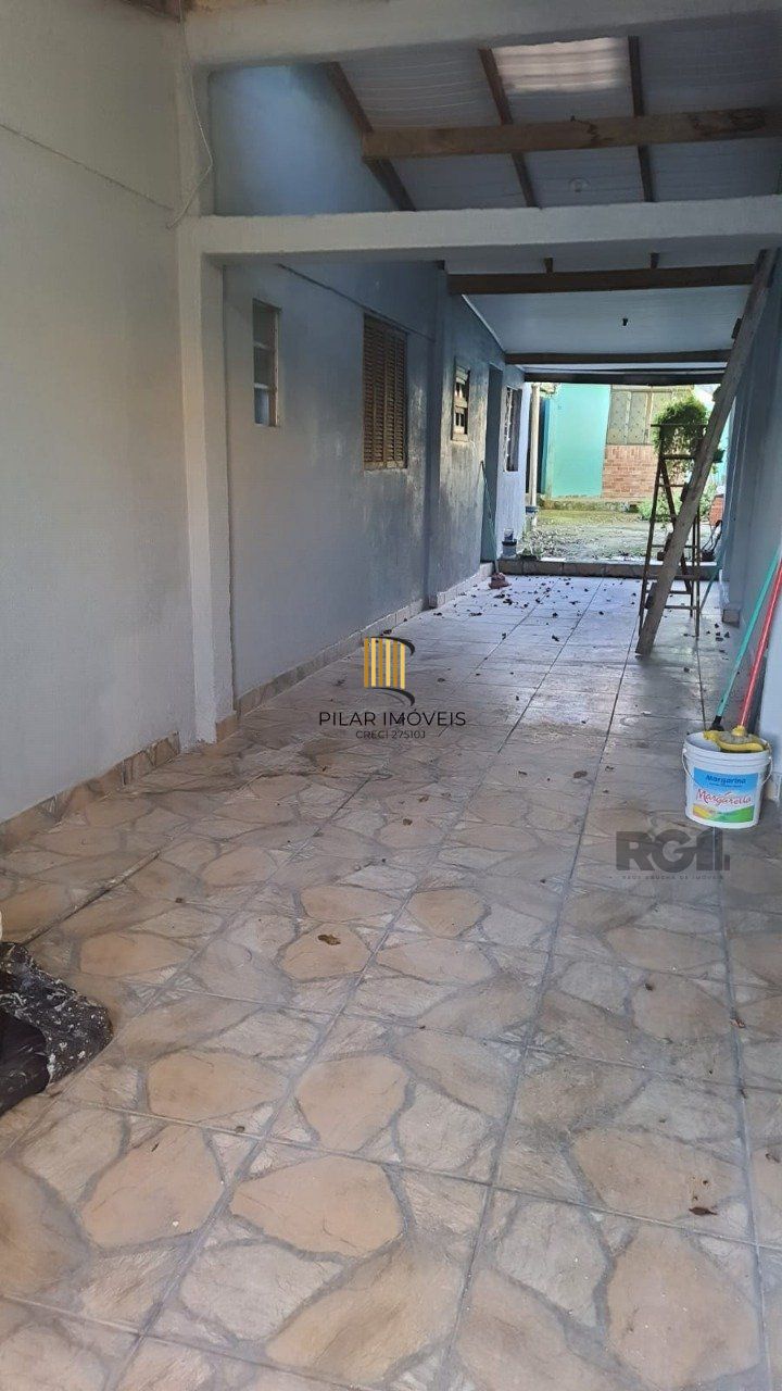 Casa 2 dormitórios, 1 suíte, vaga de garagem, Bairro Nova Cachoeirinha