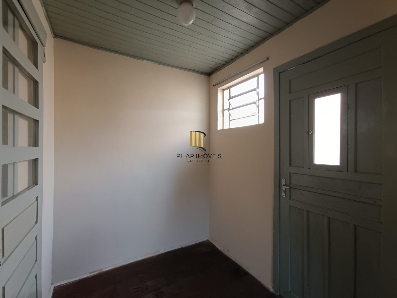 Casa 3 dormitórios no bairro COHAB C