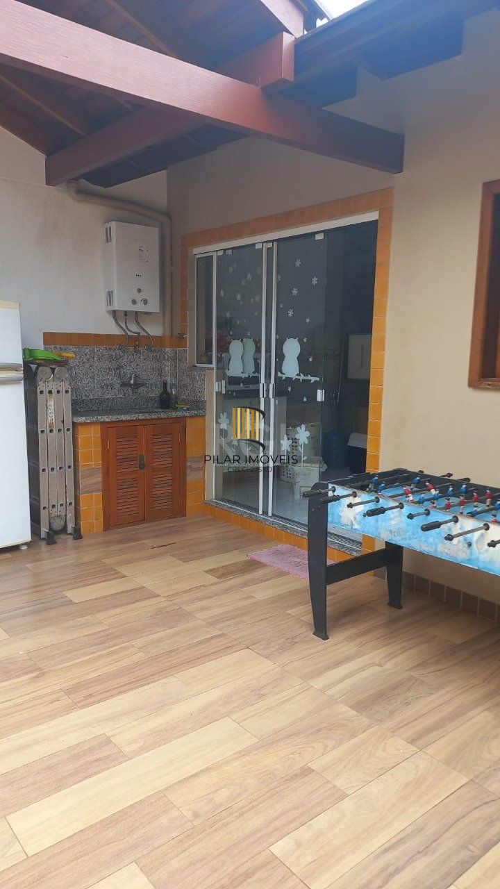 Casa para Venda - 135m², 3 dormitórios, sendo 1 suites, 2 vagas - Vale Do Sol