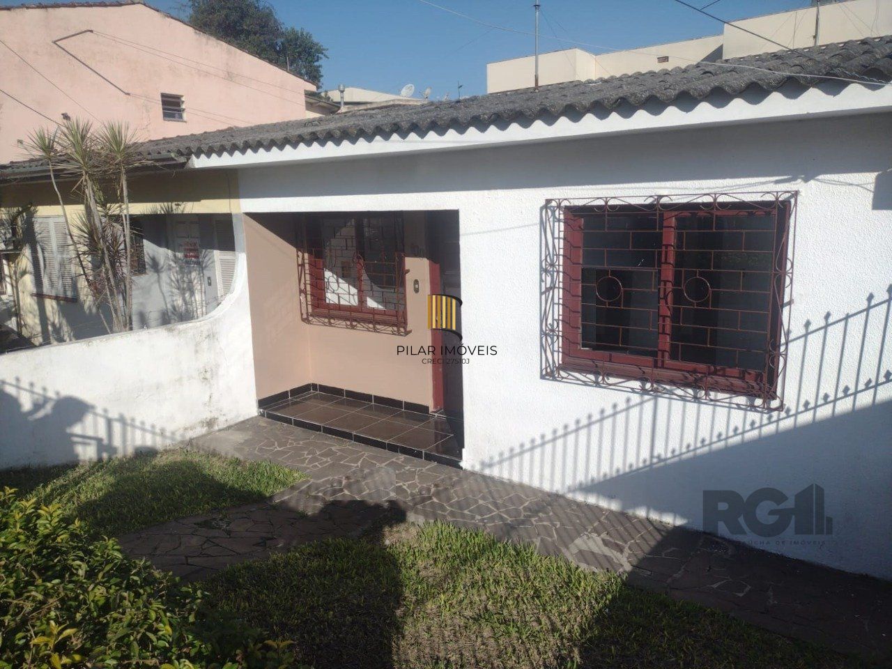 Casa 2 dormitórios, 1 vaga, Bairro Vila Cachoeirinha