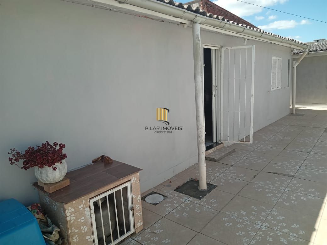 Casa 2 dormitórios, 1 suíte, 2 vagas