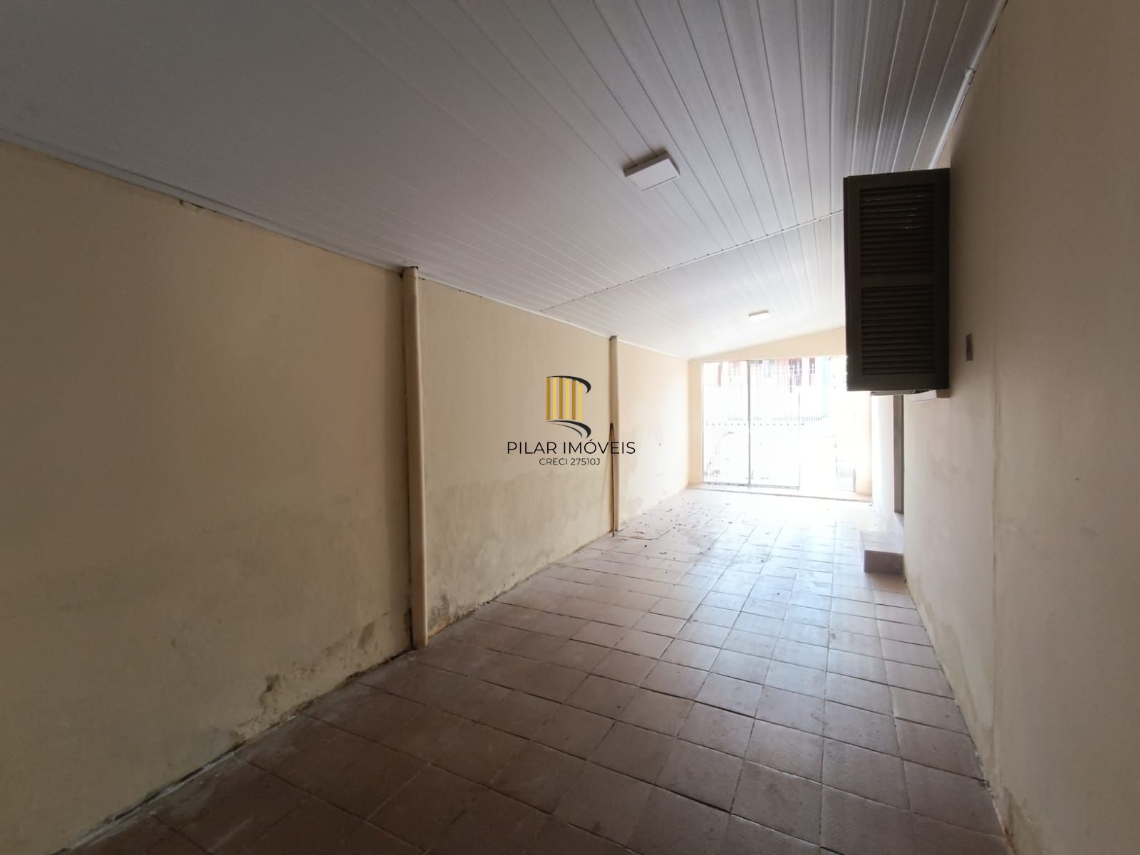 Casa 3 dormitórios no bairro COHAB C