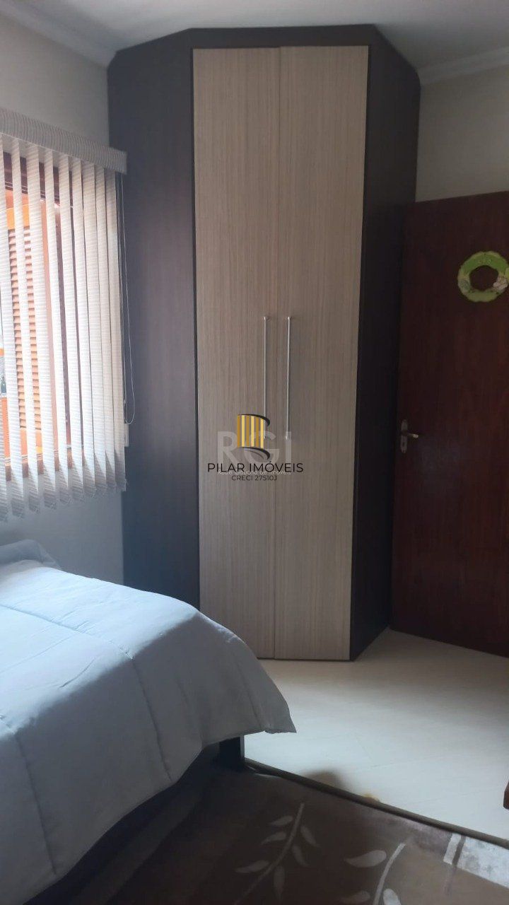 Casa para Venda - 135m², 3 dormitórios, sendo 1 suites, 2 vagas - Vale Do Sol