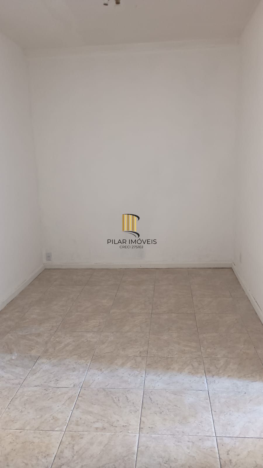 Apartamento térreo, 2 dormitíos, 1 vaga, Bairro Vista Alegre