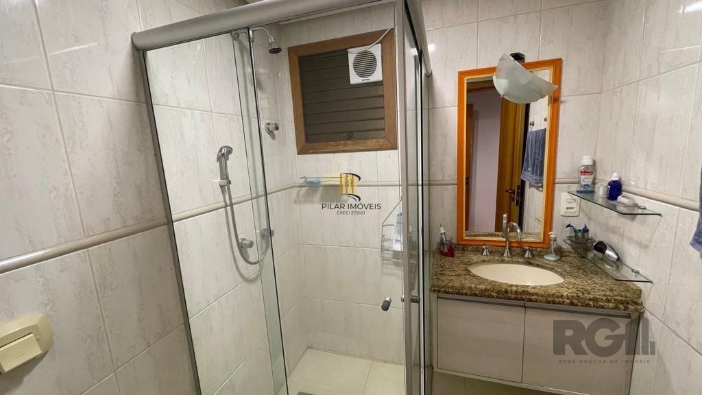 Apartamento mobiliado, 3 dormitórios, 1 suíte, vaga de garagem, Bairro Vila Eunice