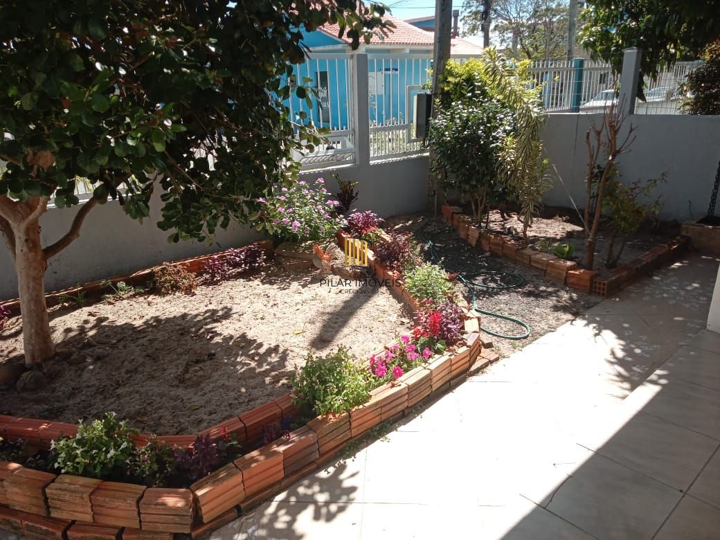 Casa 2 dormitórios, 1 suíte, 2 vagas