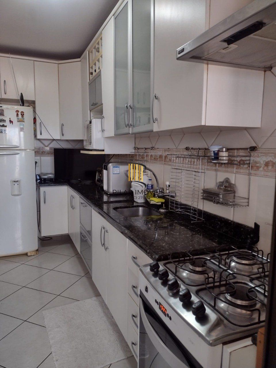 Apartamento mobiliado, 3 dormitórios, 2 suítes, 2 vagas, Bairro Vila Eunice