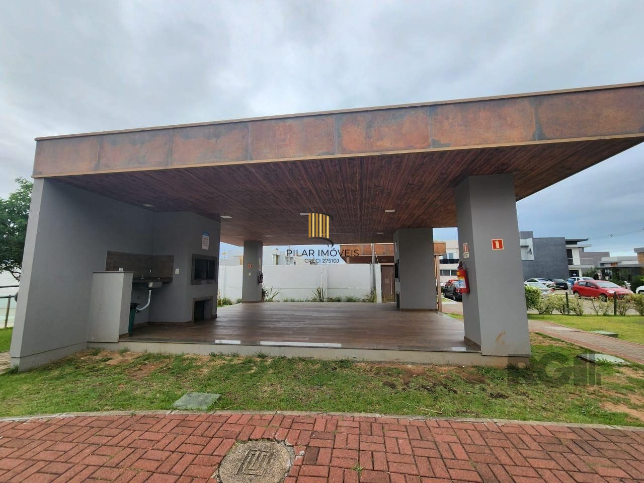 Casa em condomínio, 3 dorms, 1 suíte, 2 vagas bairro vale Ville