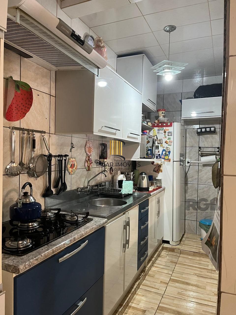 Casa sobrado mobiliado, 2 dormitórios, Bairro Imbuí