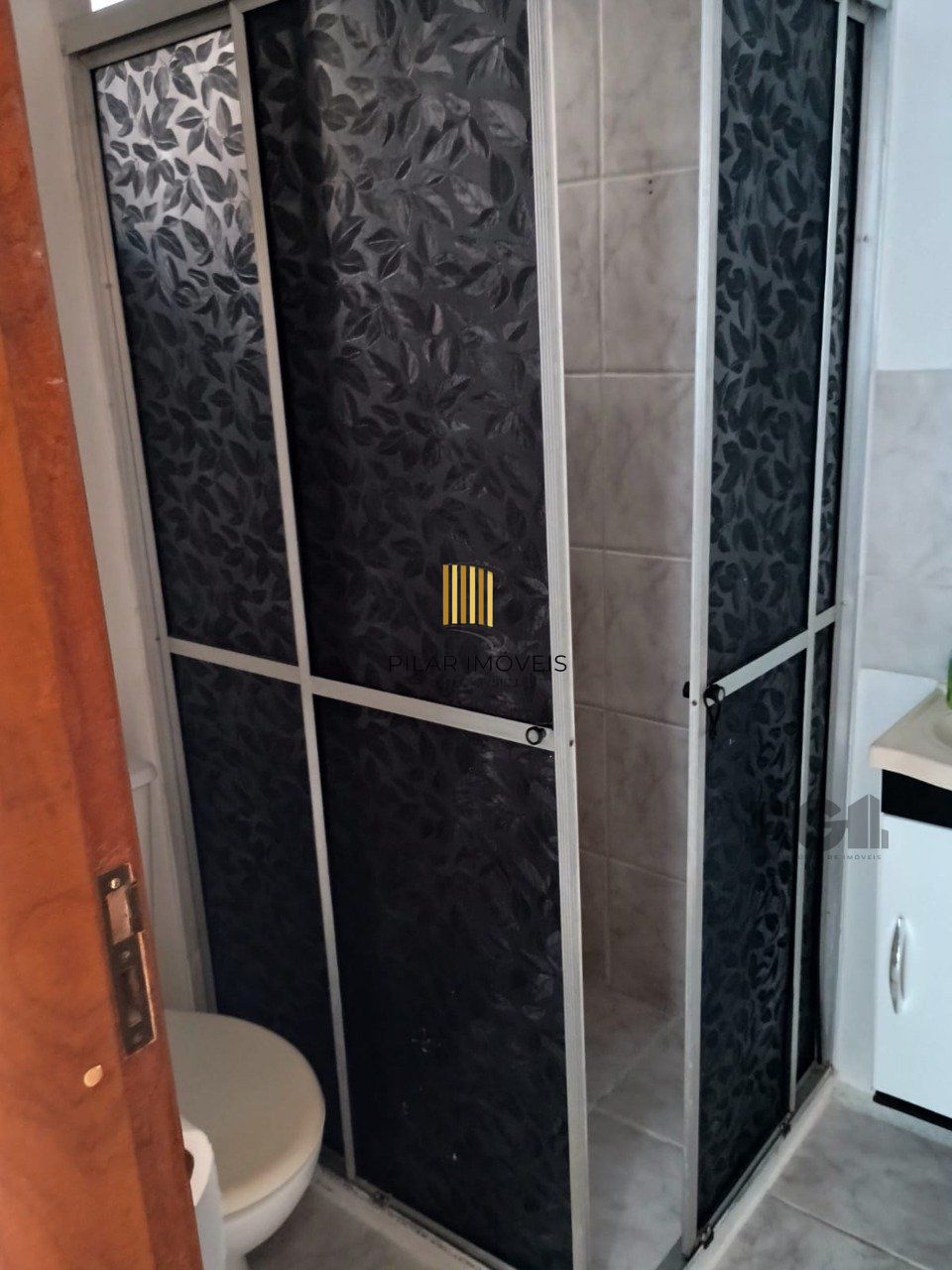 Apartamento semi mobiliado, 2 dormitórios, vaga de garagem, Bairro Santa Fé