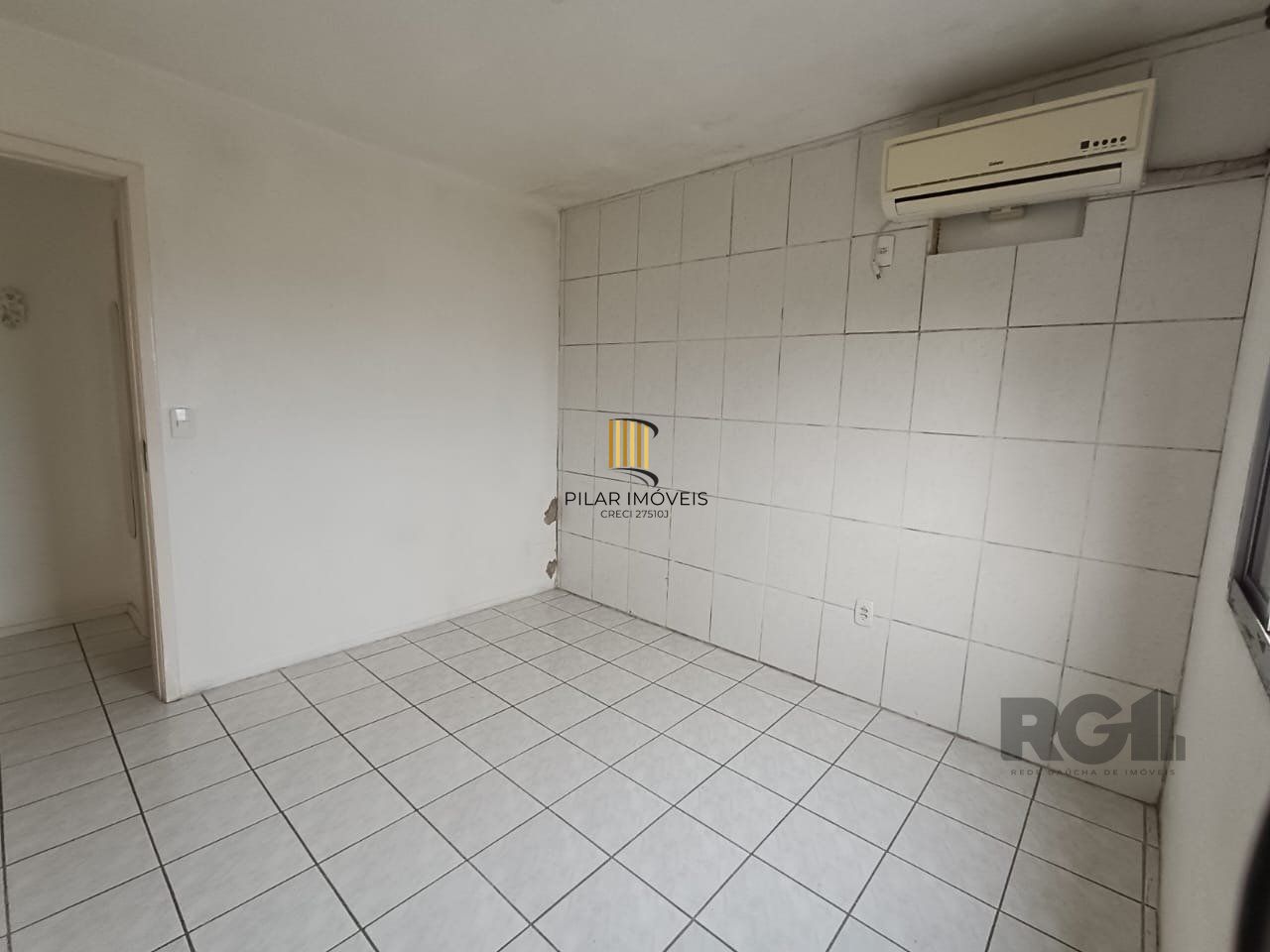 Apartamento 2 dormitórios, vaga de garagem, Bairro Vila Cachoeirinha