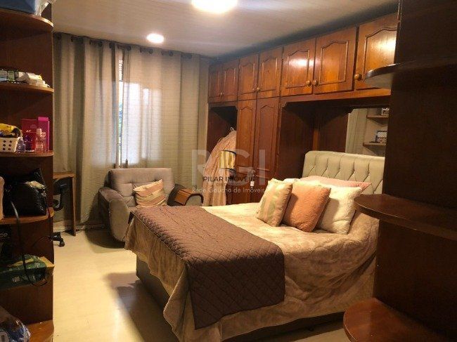 Prédio 300m² Bairro Vila Regina
